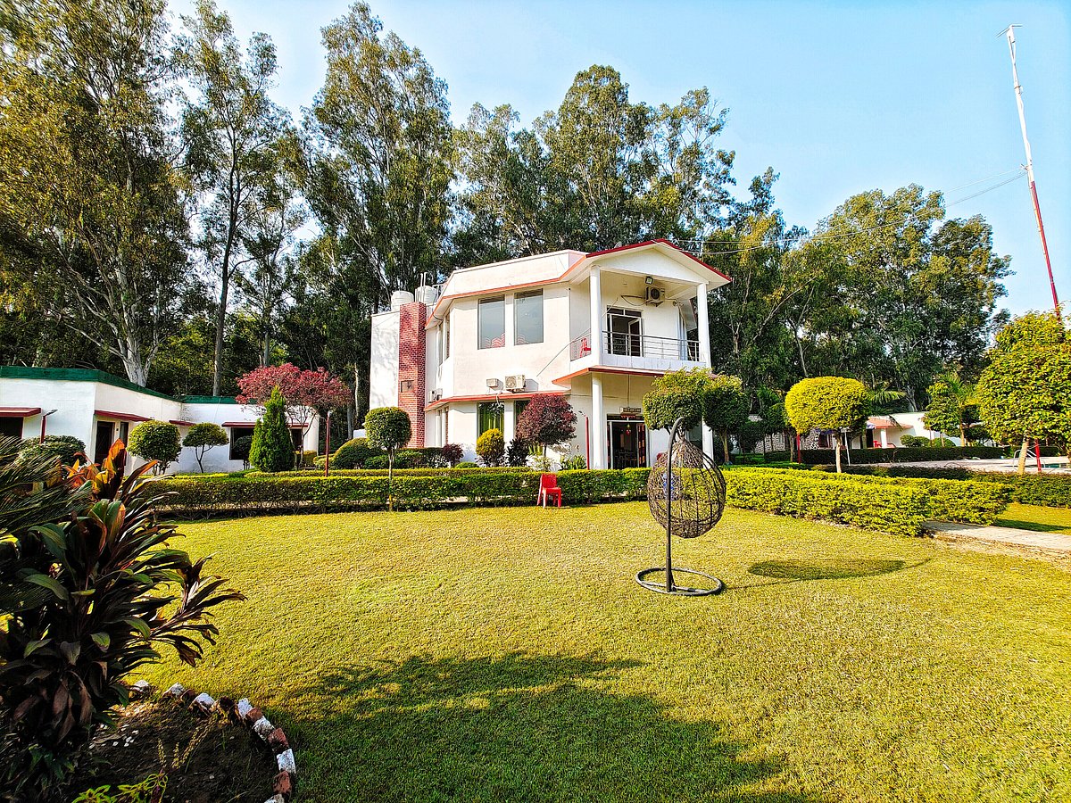 Corbett Holiday Forest Resort